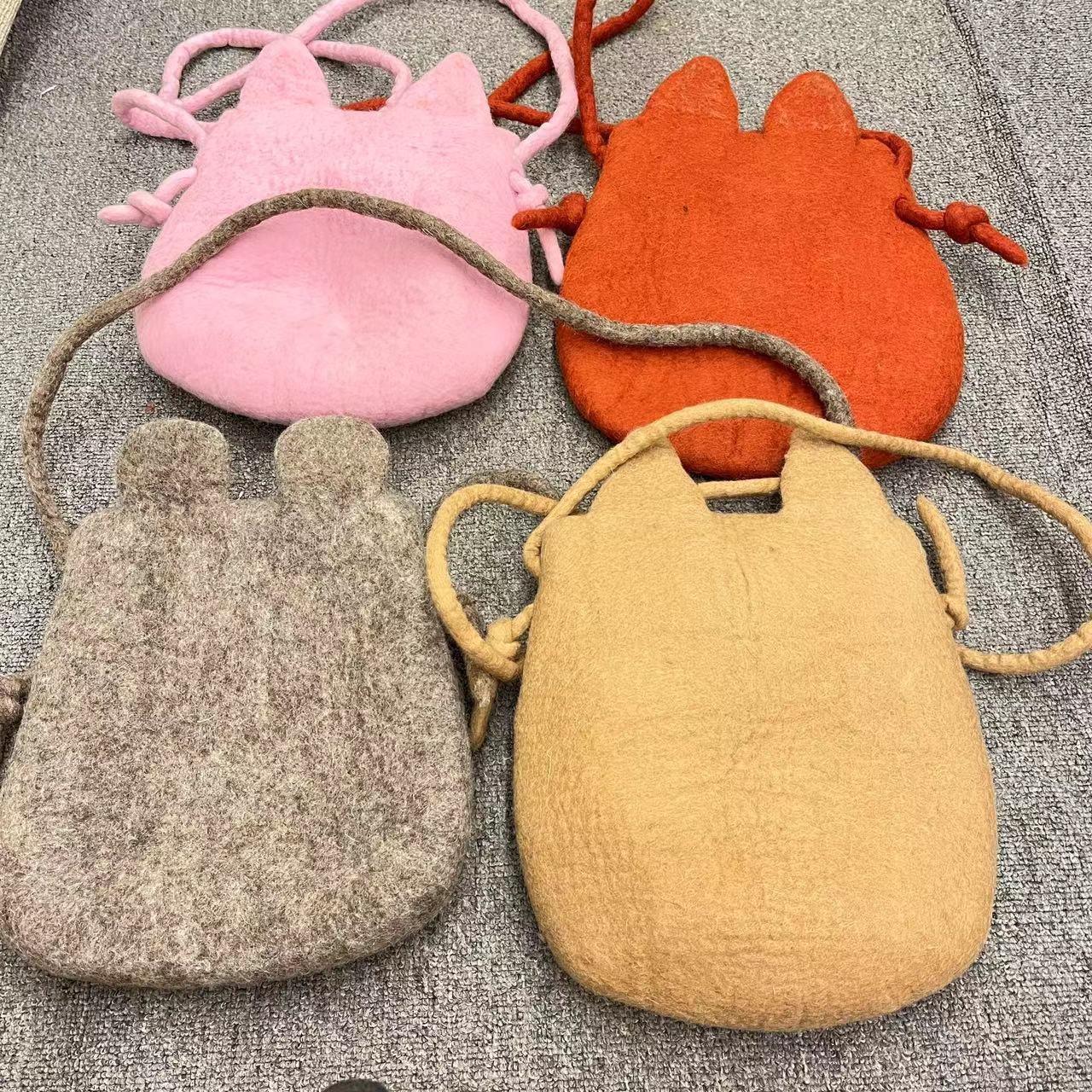 Wool Felt Cute Cartoon Funny Rabbit Fox Crossbody Bags