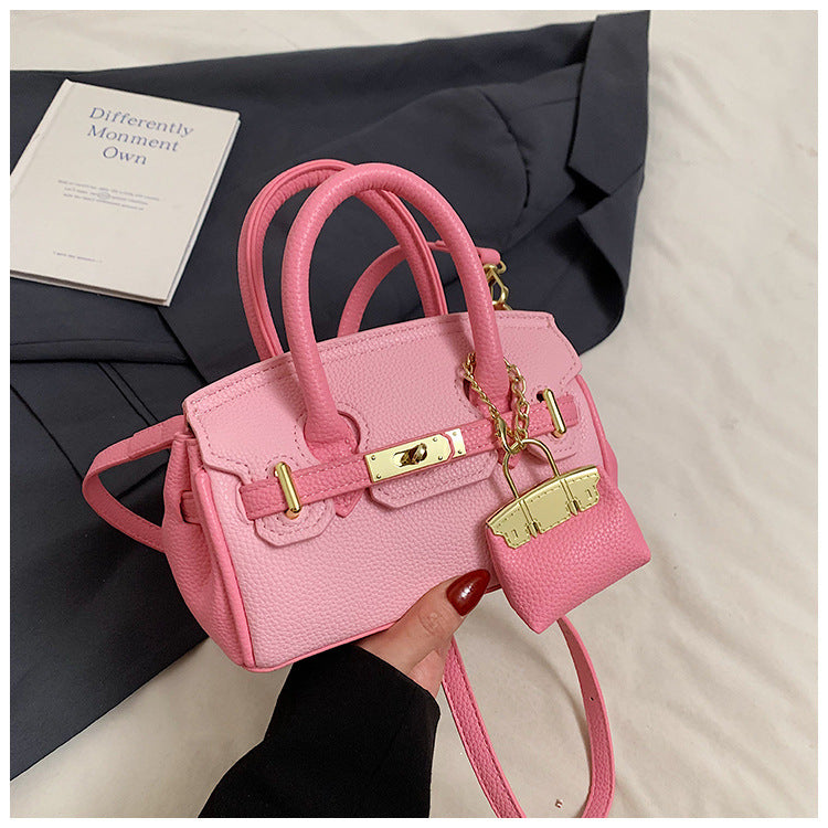 Women's Retro Textured Western Style Fashionable Stylish Crossbody Bags