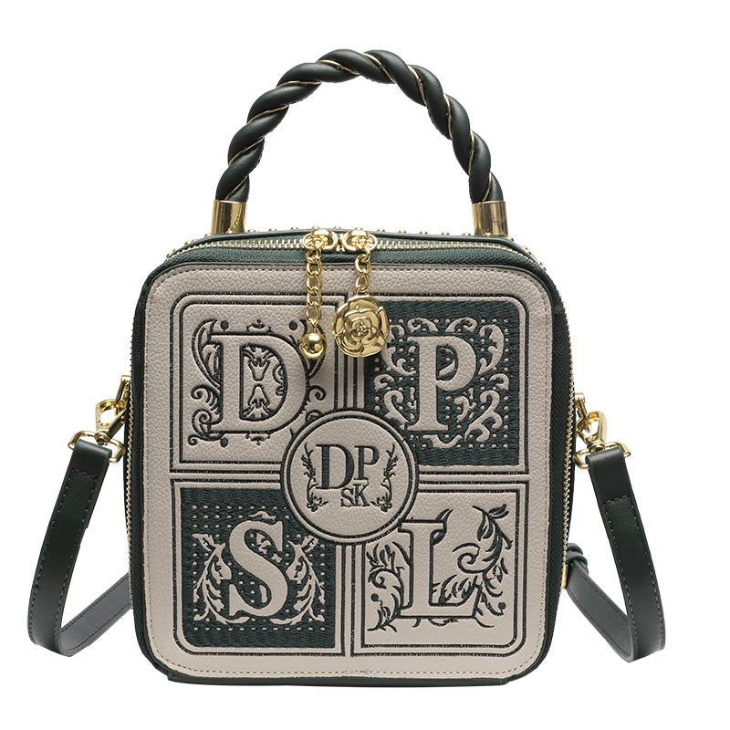 Women's Mild Luxury Retro Embroidered Portable Box Crossbody Bags
