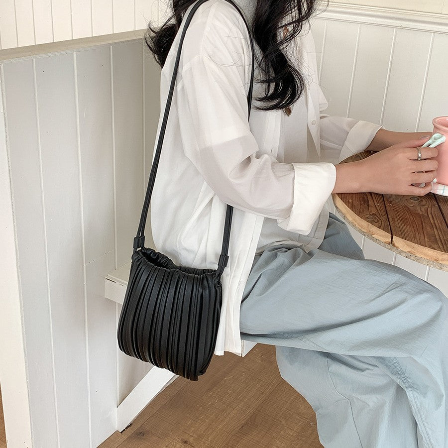 Women's Soft Leather One High-grade Pleated Versatile Phone Bags