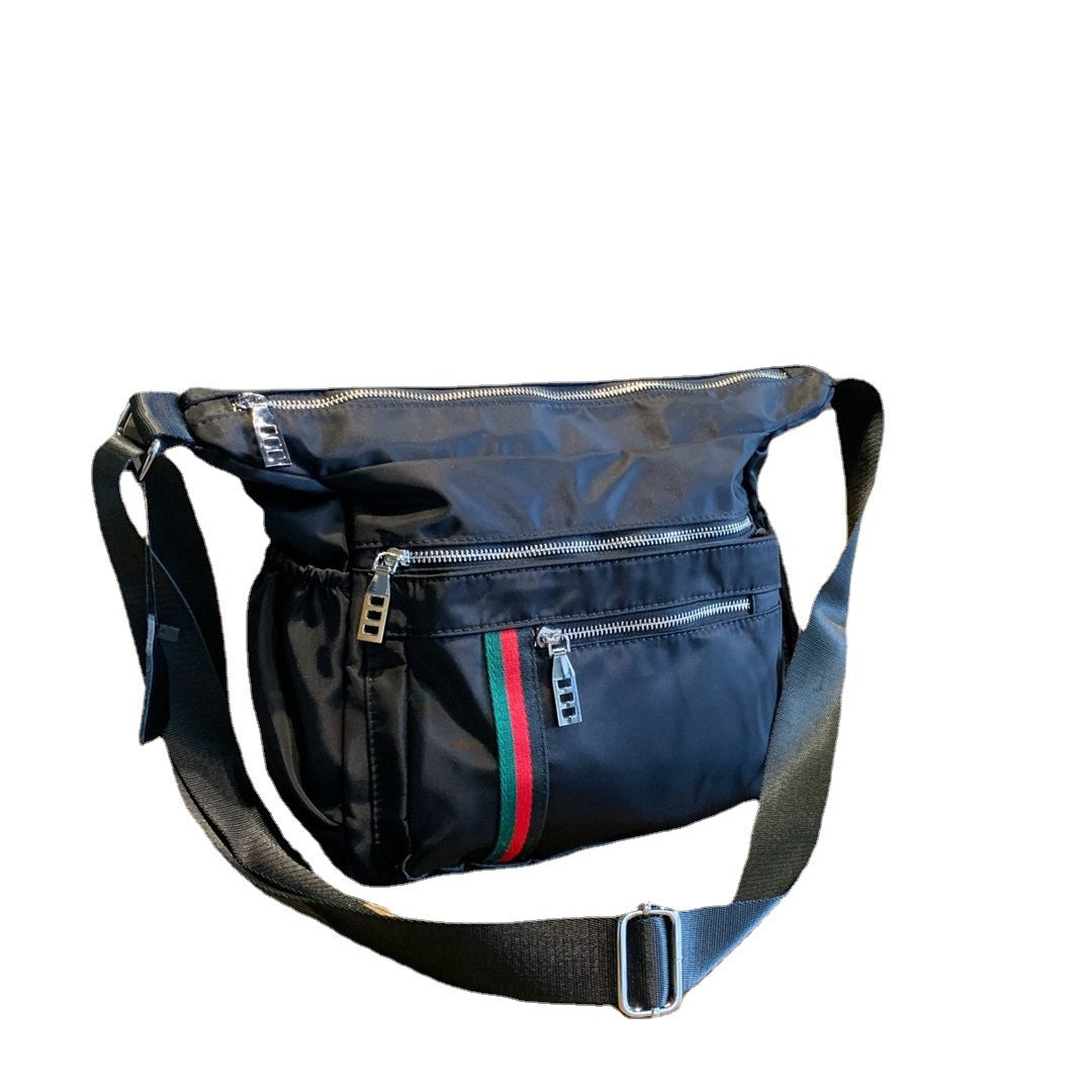 Women's Simple Waterproof Oxford Cloth Large Capacity Shoulder Bags