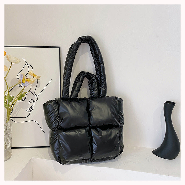 Women's Plaid Large Capacity Down Fashion Trendy Shoulder Bags