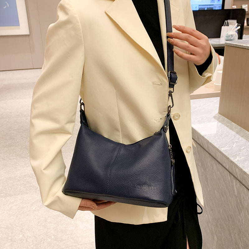 Women's Underarm Layer Cowhide Elegance Retro Fashion Shoulder Bags