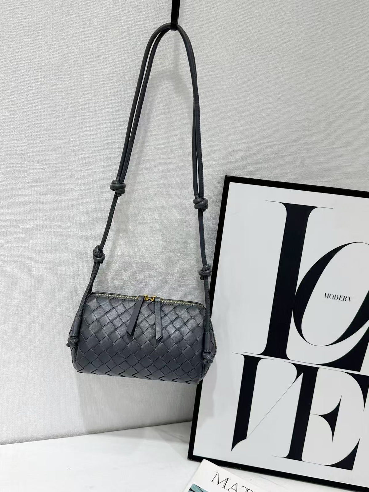 Commute Handmade Style Woven Minority Fashion Handbags