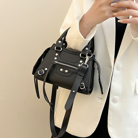 Women's New Fashion Motorcycle Woven Trendy Handbags