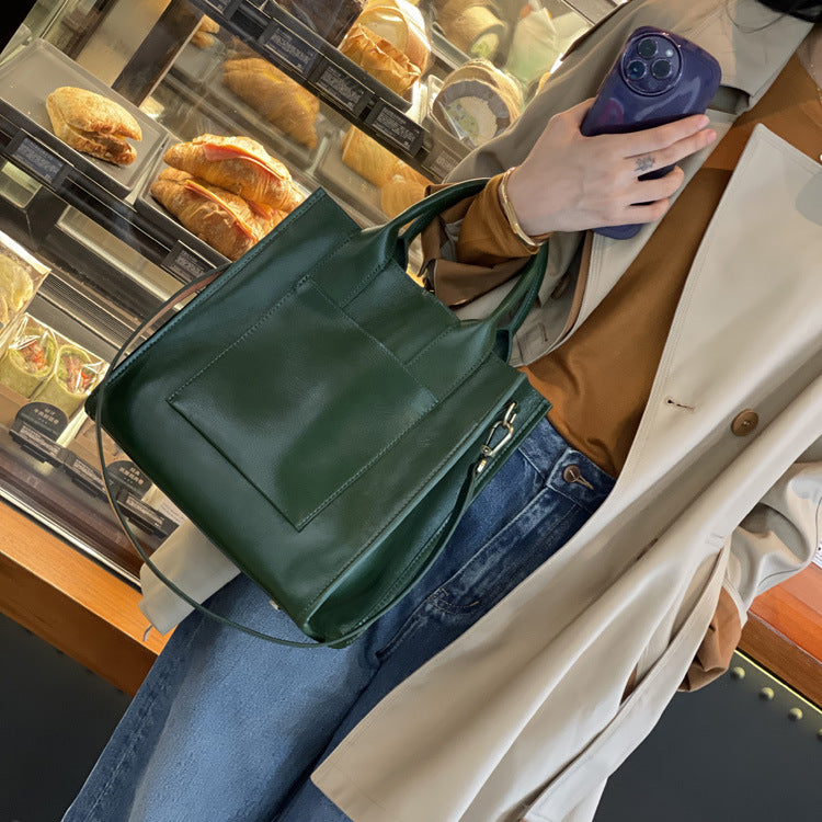 Women's Vintage Vegetable Tanned Cowhide Large Capacity Handbags