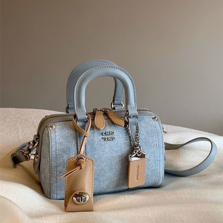 Women's Trendy Platinum Blue Sea Area Pillow Shoulder Bags