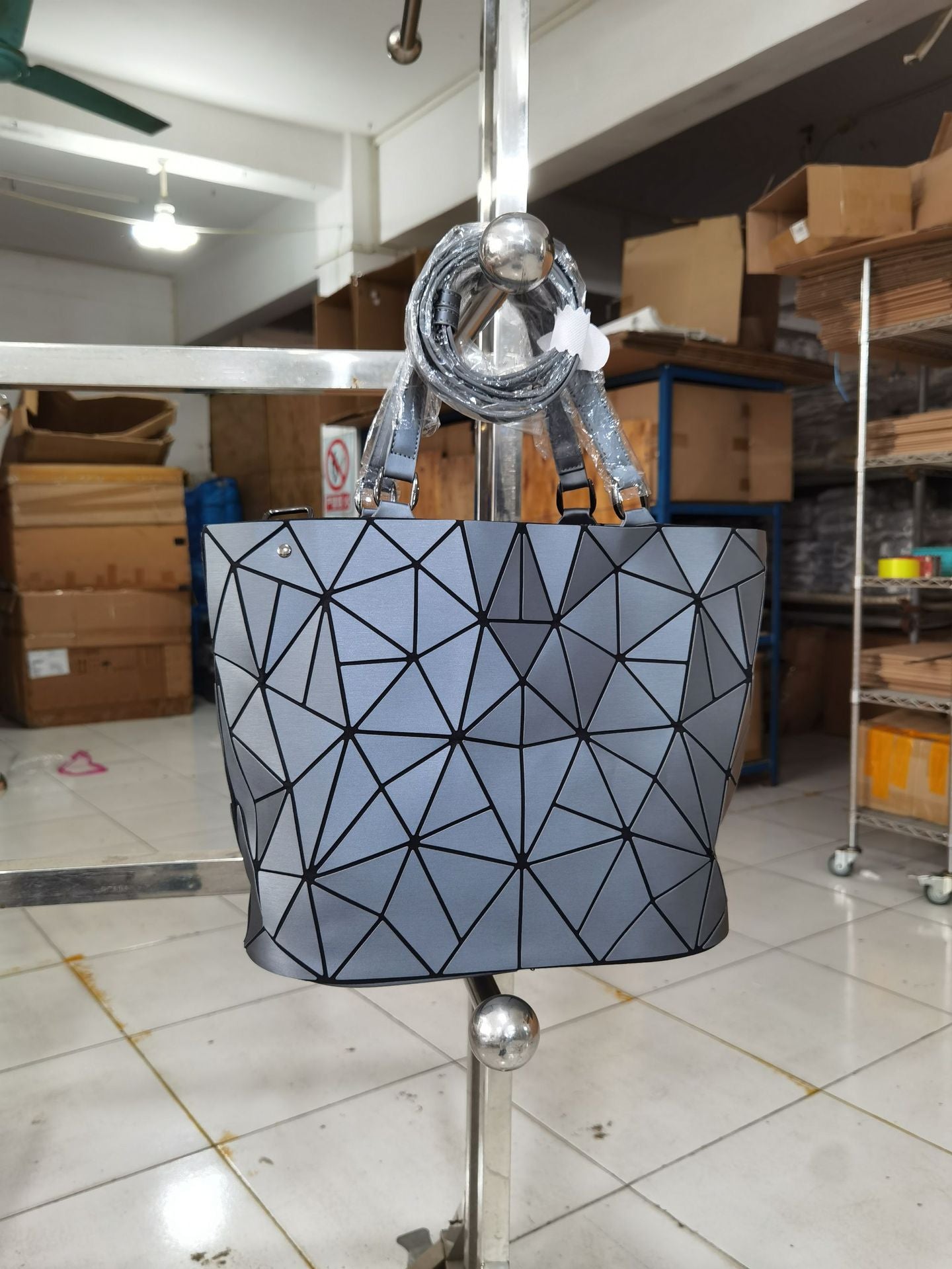 Women's Clearance Geometric Diamond Pattern Fashion Portable Special Bucket Bags