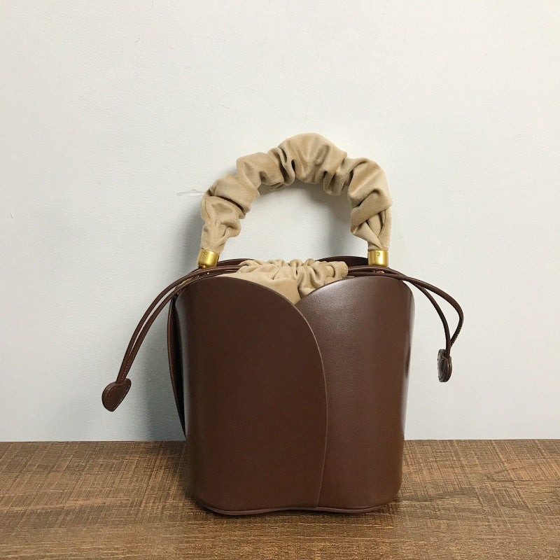 Women's Style Hand Holding Retro Flower Drawstring Handbags