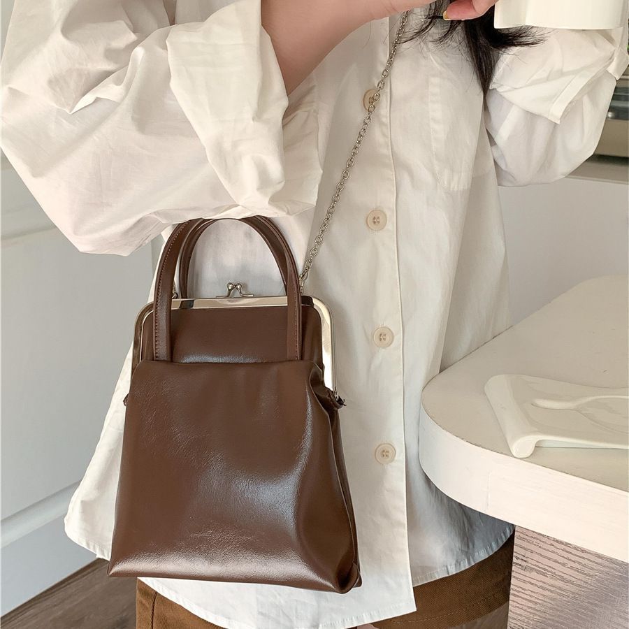Women's Style Chain High-grade Fashion Simple Portable Clip Crossbody Bags