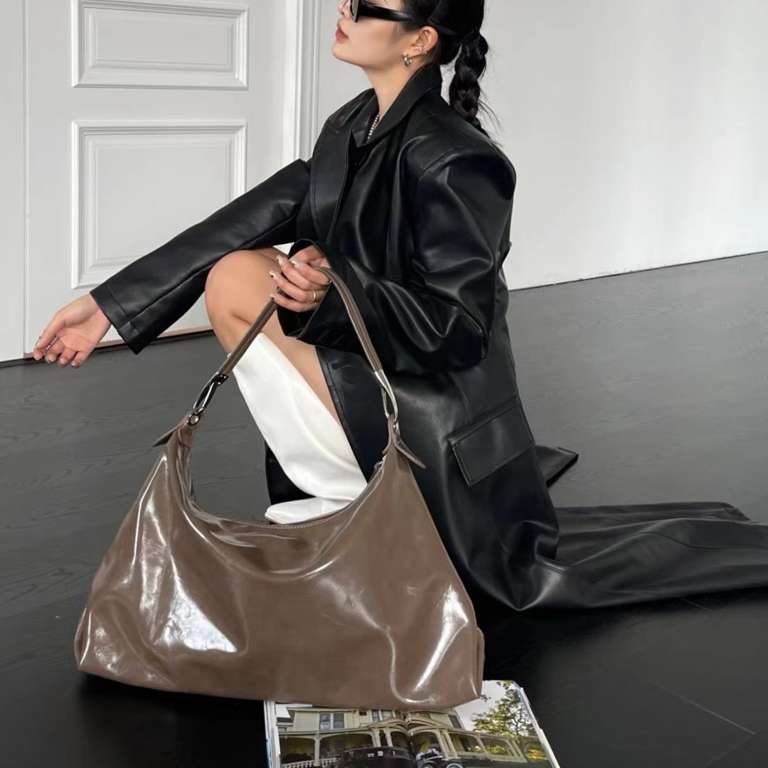 Women's Oil Wax Leather Western Style Versatile Handbags