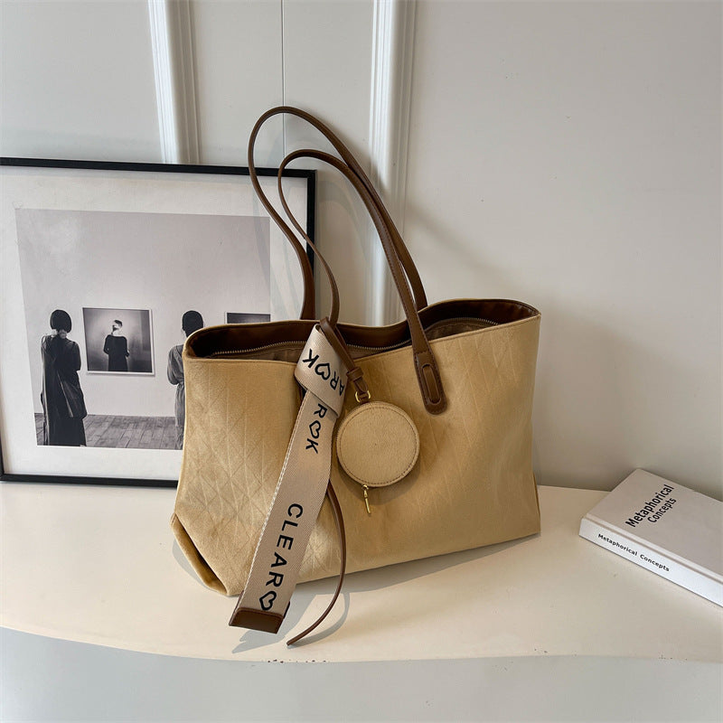 Women's Retro Large Capacity Autumn Fashion Class Shoulder Bags