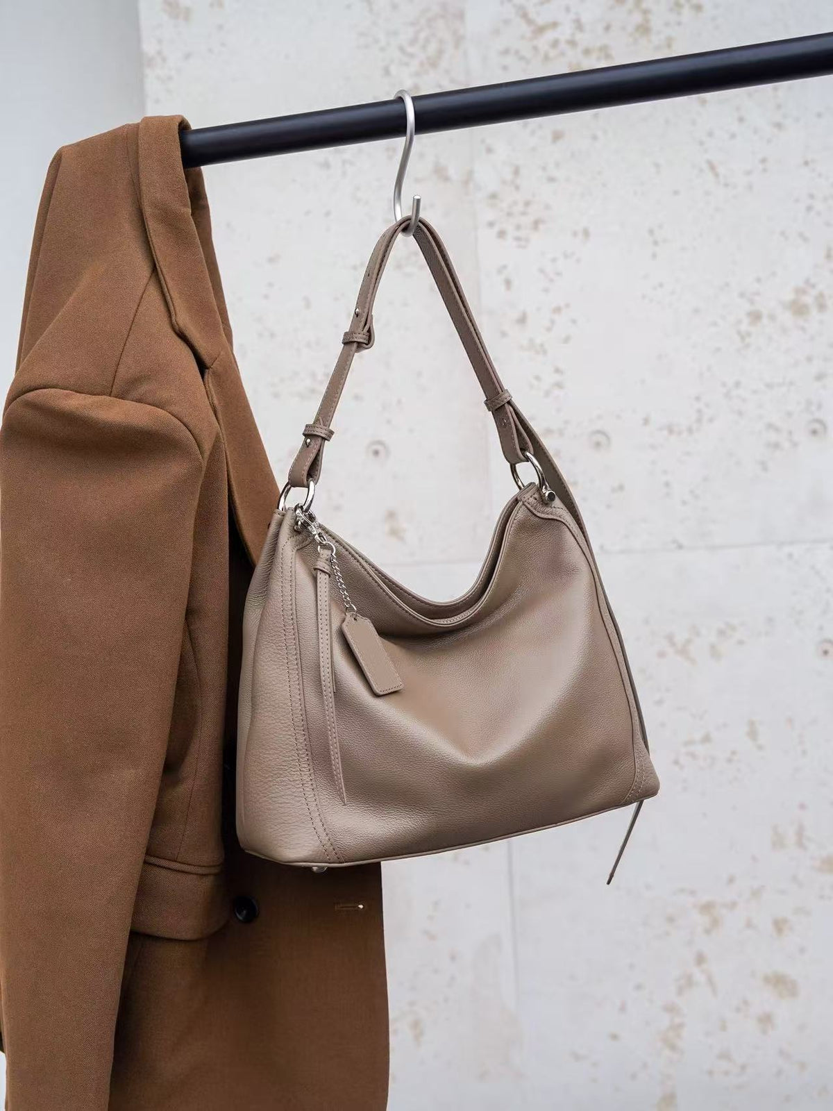 Women's First Layer Natural Fall Cowhide Leather Fashion Portable Practical Soft Women's Shoulder Bag