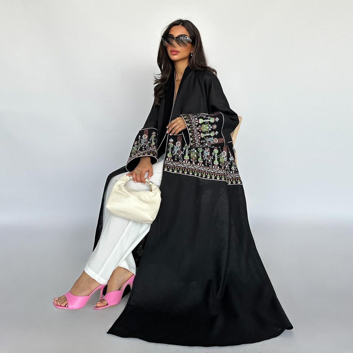 Women's Unique Graceful Embroidery Robe Muslim Clothing