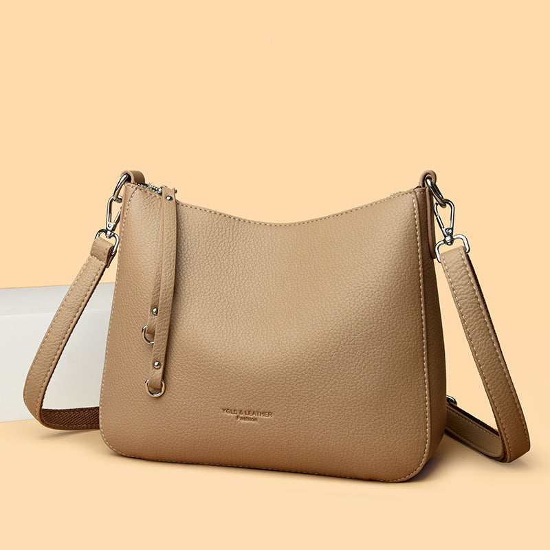 Women's Short Strap Tassel Solid Color Commute Shoulder Bags