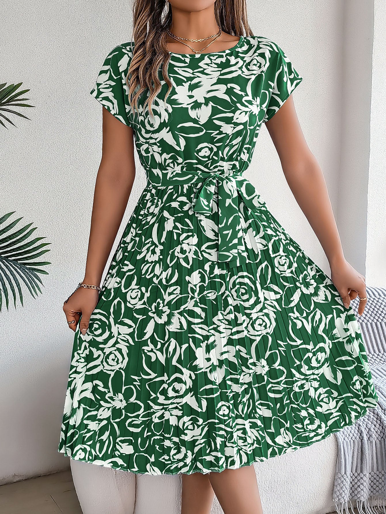 Slouchy Casual Sleeve Floral Print Pleated Dresses