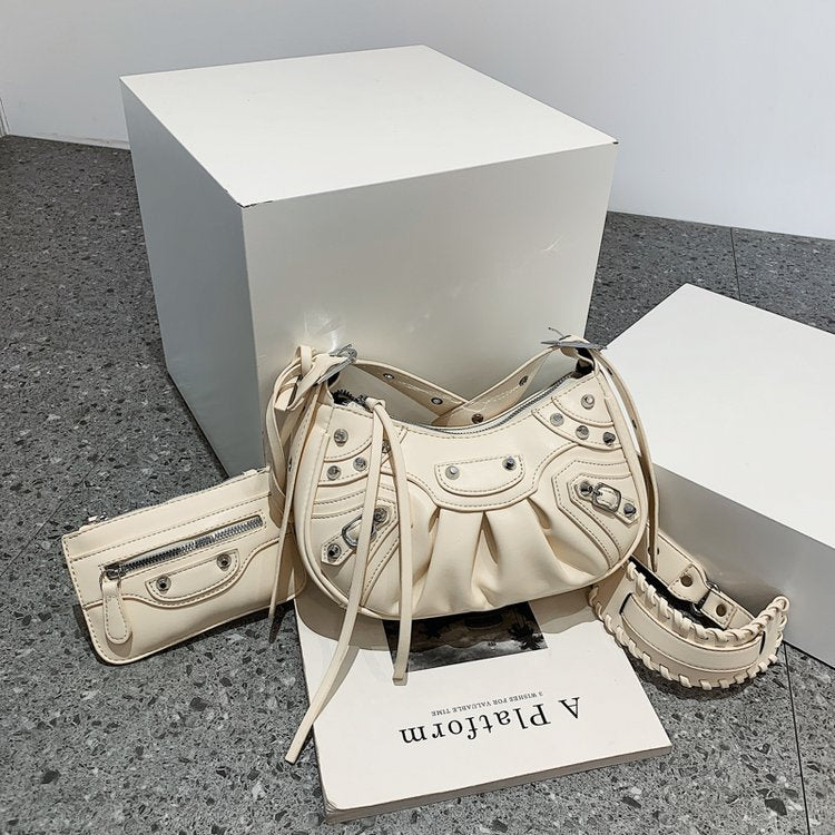 Women's Pleated Crescent Son Mother Retro Rivet Shoulder Bags