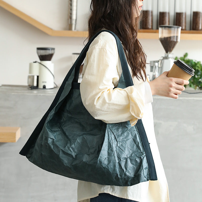 Women's Korean Style Retro Fashion Pleated Kraft Shoulder Bags