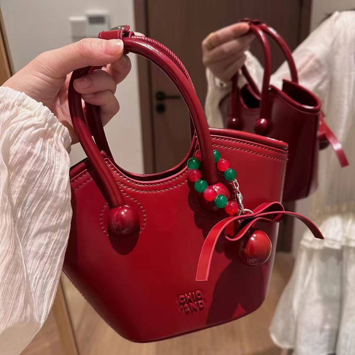 Women's South Style Fashion Cherry Love Hand-held Tote Bags
