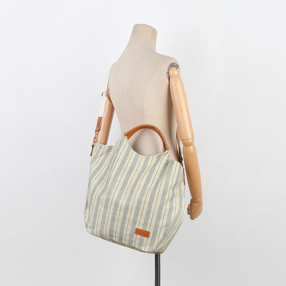 Women's Korean Style Artistic Simple Striped Canvas Handbags
