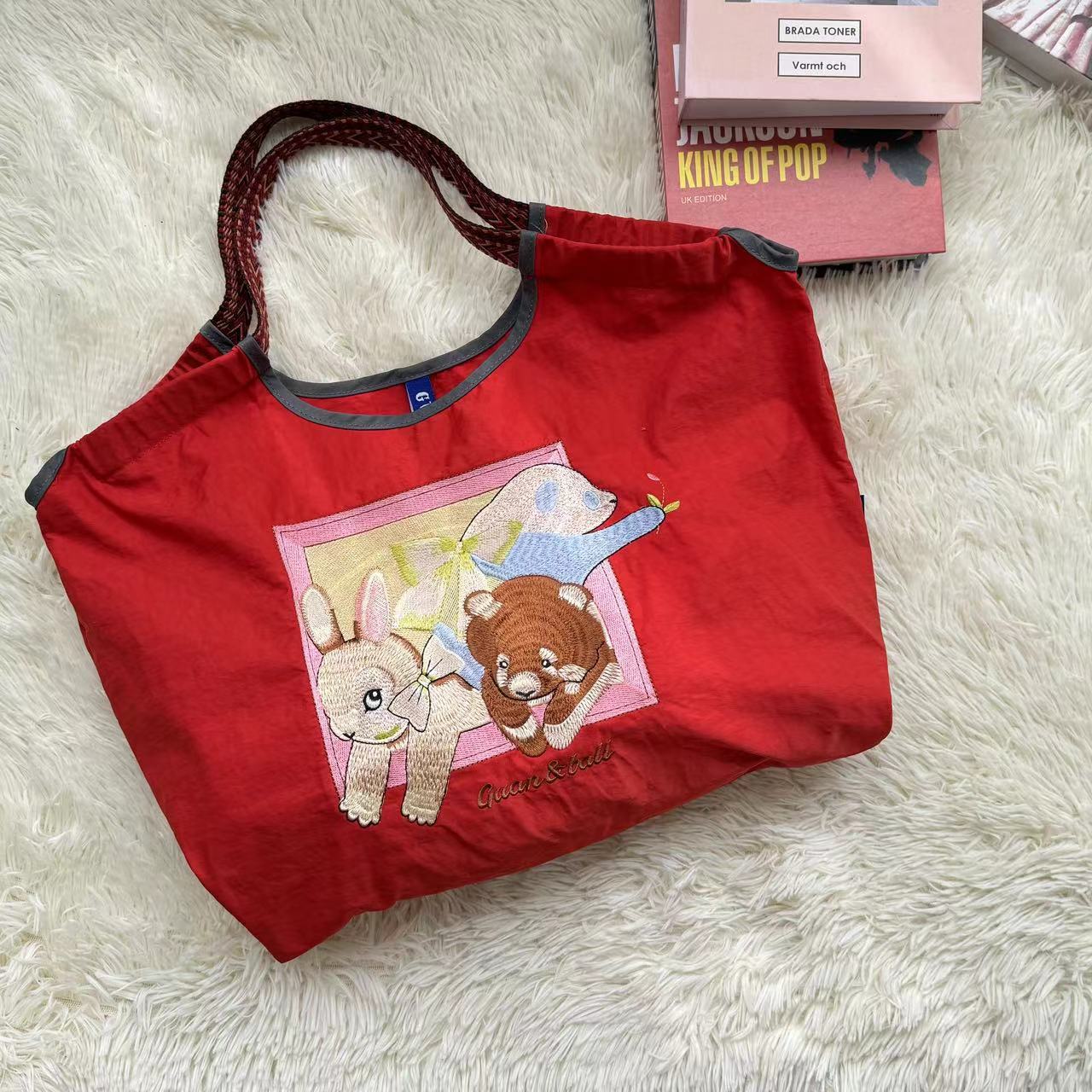 Women's Style Embroidery Shopping Fashion Nylon Waterproof Shoulder Bags