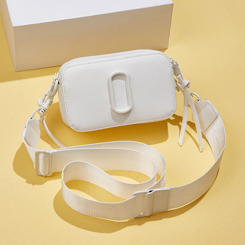 Women's Wide Strap For Trendy Fashion Bags
