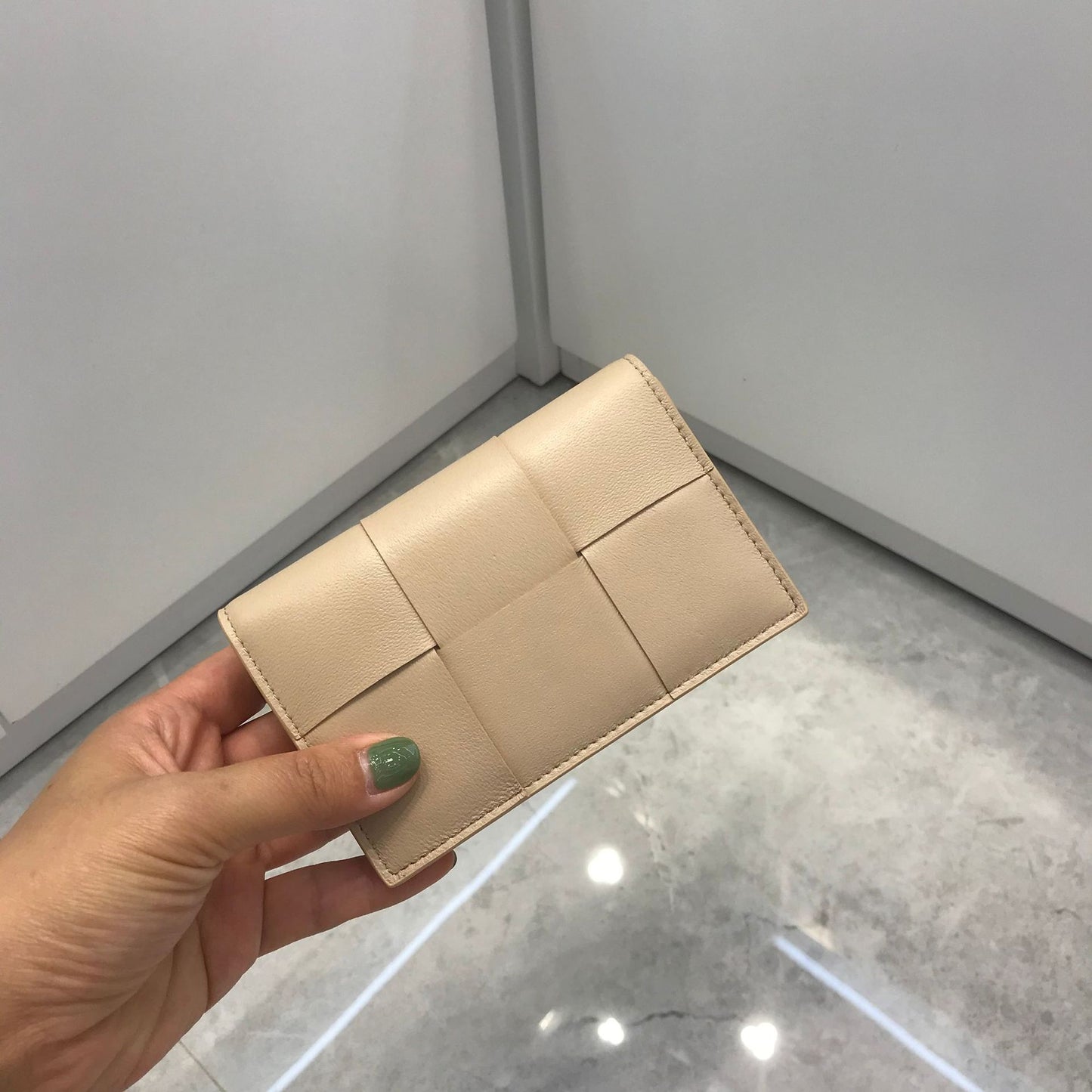 Women's Storage Portable Soft Sheepskin Woven Flip Card Holder