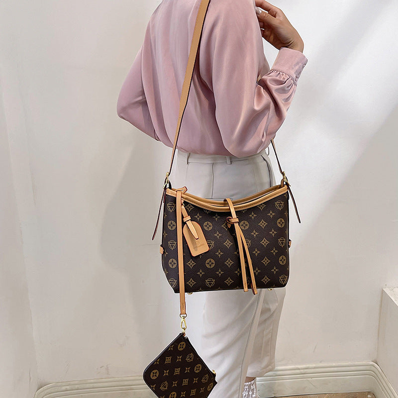 Women's High-grade Vintage Print Versatile Large Capacity Crossbody Bags