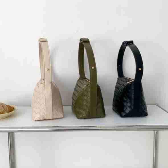 Women's Style Korean Fashion High-grade Leather Handbags