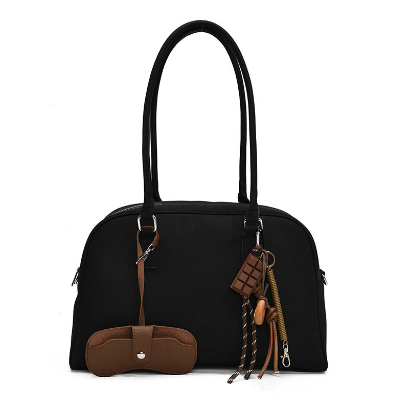 Women's Retro Frosted Large Capacity Commuter Fashionable Shoulder Bags