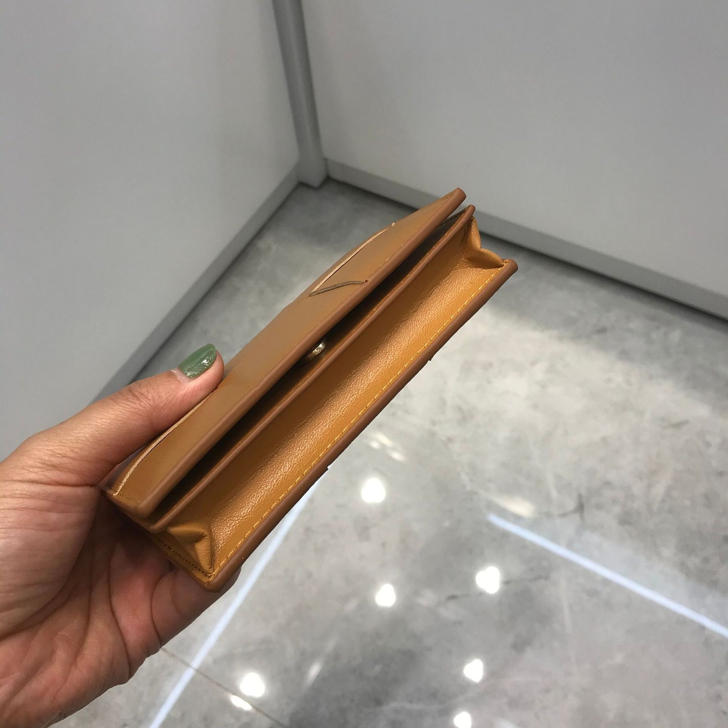 Women's Storage Portable Soft Sheepskin Woven Flip Card Holder