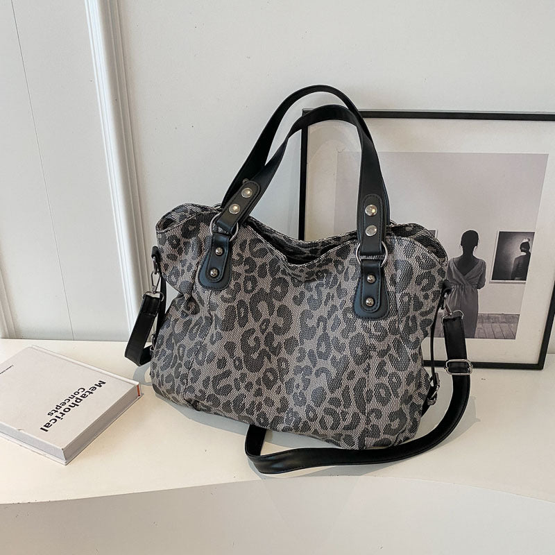 Women's Retro Fashionable Simple Korean Style Large Backpacks