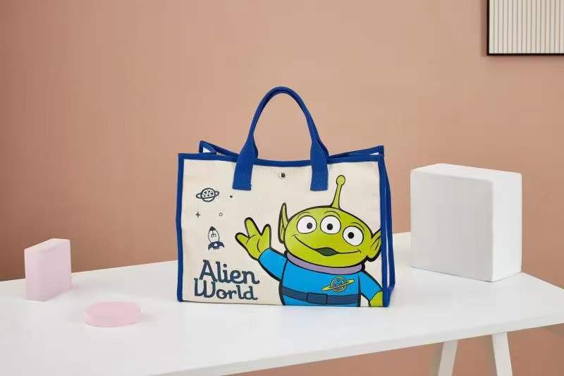 Women's Strawberry Bear Dog Teeth Large Capacity Tote Bags