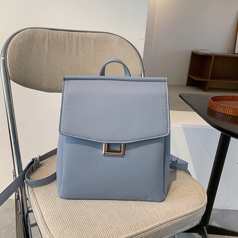 Women's Simple Mild Luxury Retro Fashion Commuter Backpacks