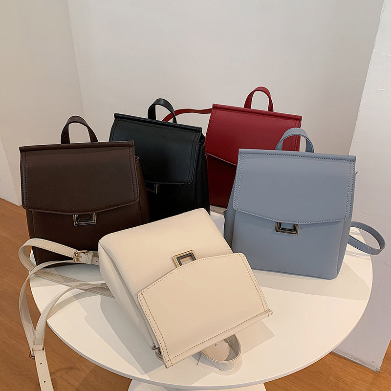 Women's Simple Mild Luxury Retro Fashion Commuter Backpacks