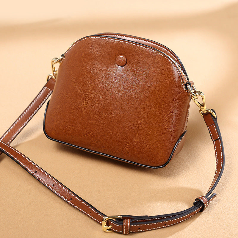 Women's Simple Texture Little Shell Large Capacity Oil Crossbody Bags