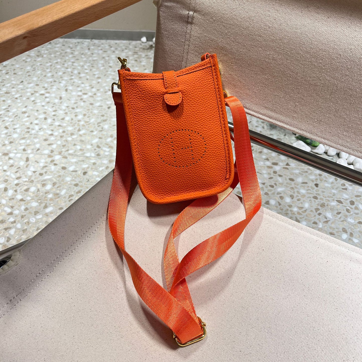 Women's Mobile Leather Hollow Lychee Pattern Crossbody Bags
