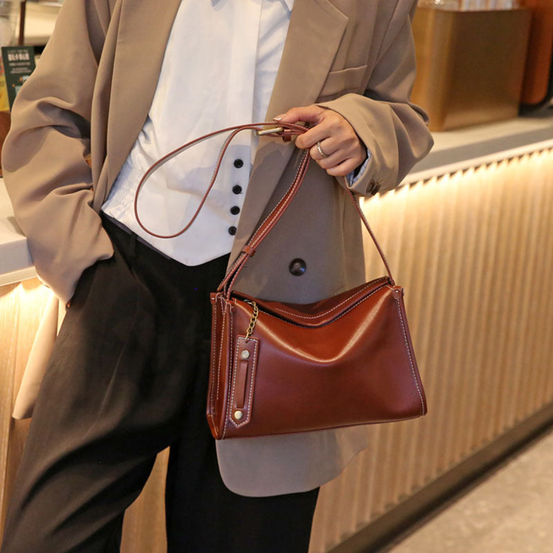 Women's Retro Large Capacity Genuine Leather French Shoulder Bags