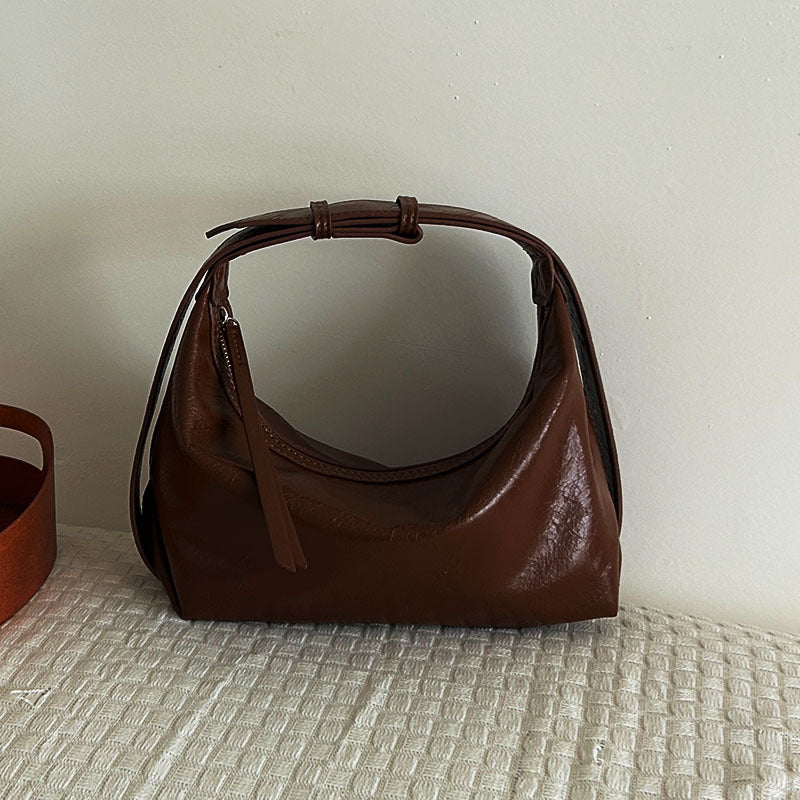 Women's Retro Oil Wax Skin Underarm Design Armpit Bags