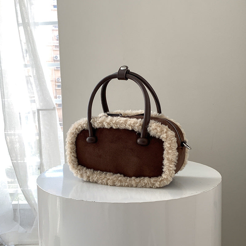Women's Popular Niche Suede High-grade Retro Plush Handbags