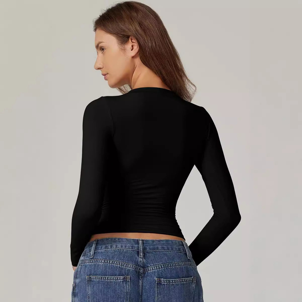 Women's Slim Fit Bottoming T-shirt Round Neck Tops