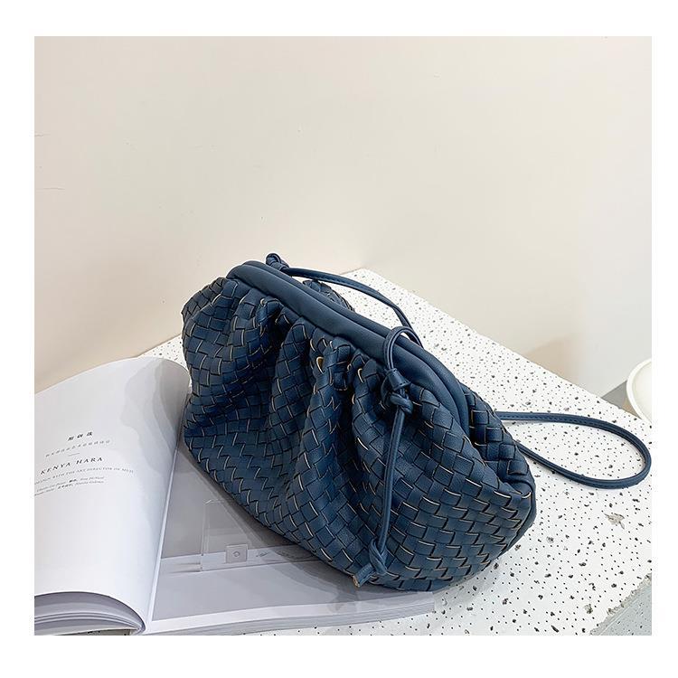Women's Soft Leather Woven Cloud Fashionable Dumpling Shoulder Bags