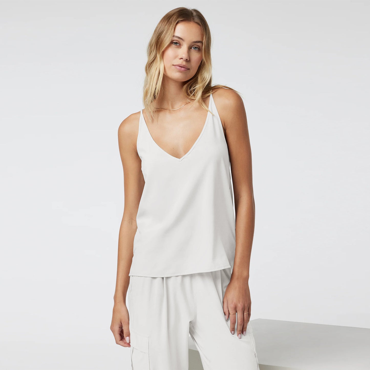 Women's Loose Strap Deep Backless Casual Classic Tops