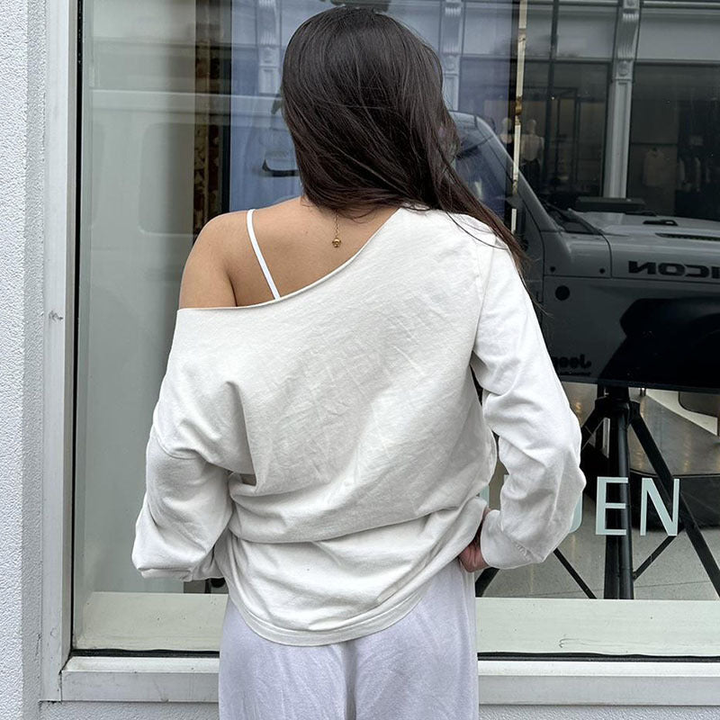 Personalized Slant Shoulder Design Loose Slimming Sweaters