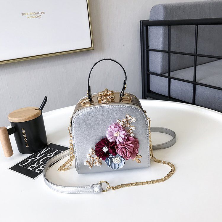 Women's Korean Style Pearl Flower Dinner Clutch Shoulder Bags