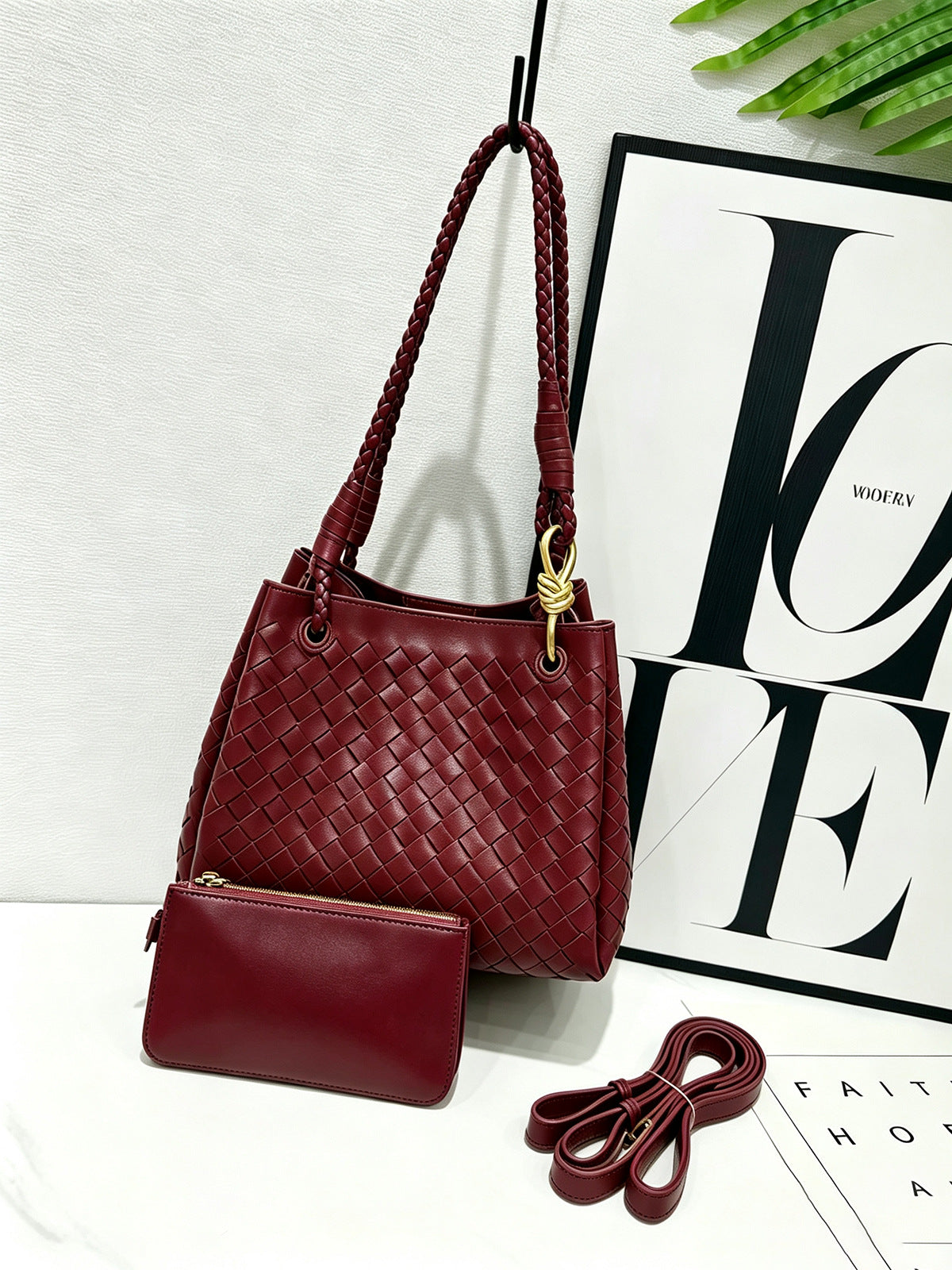 Hand-woven Portable Vegetable Basket Premium Design Shoulder Bags