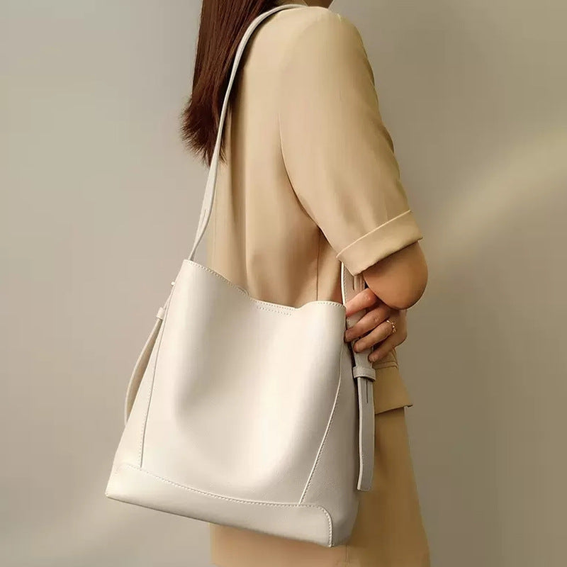 Women's Large Capacity Genuine Leather High-grade Fashion Shoulder Bags