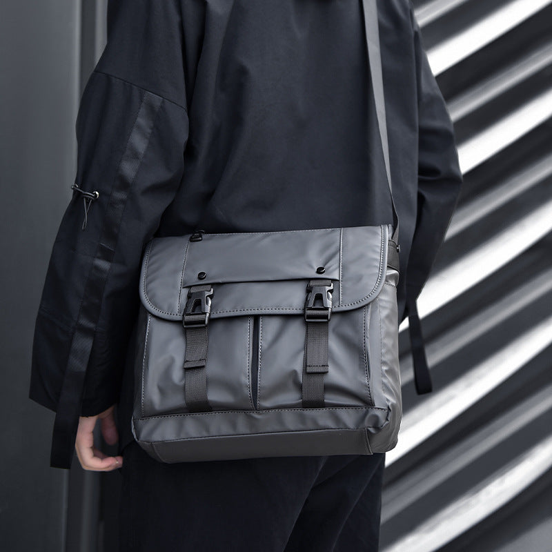 Men's Glamorous Unique Retro Large Capacity Men's Messenger Bags