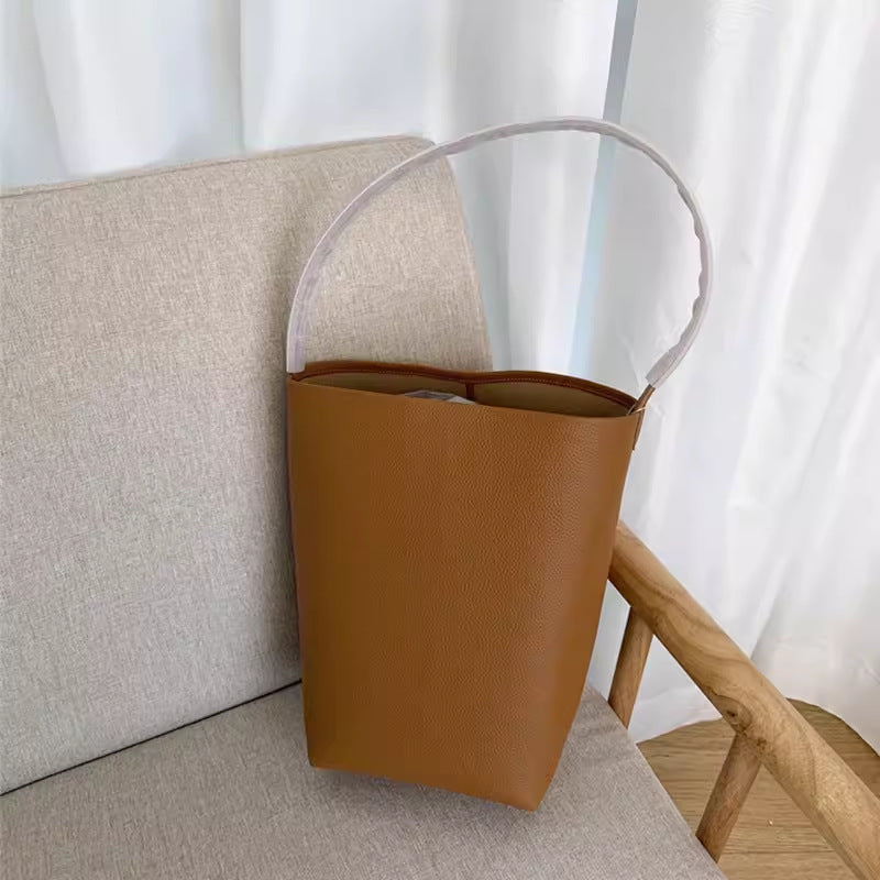 Niche Portable Underarm Cowhide Large Capacity Bucket Bags