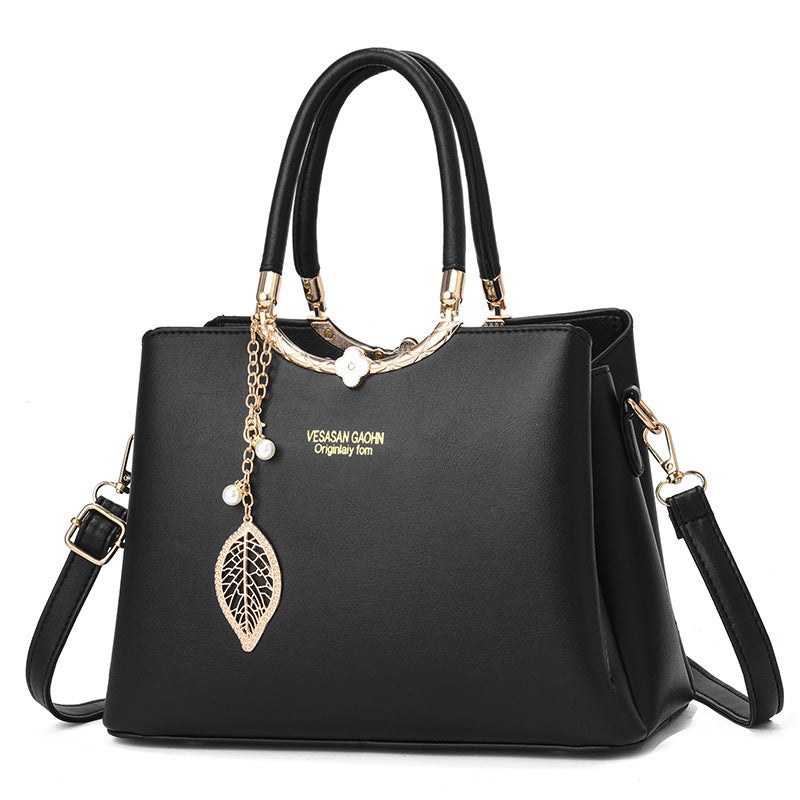 Women's Western Style Solid Color Large Capacity Handbags